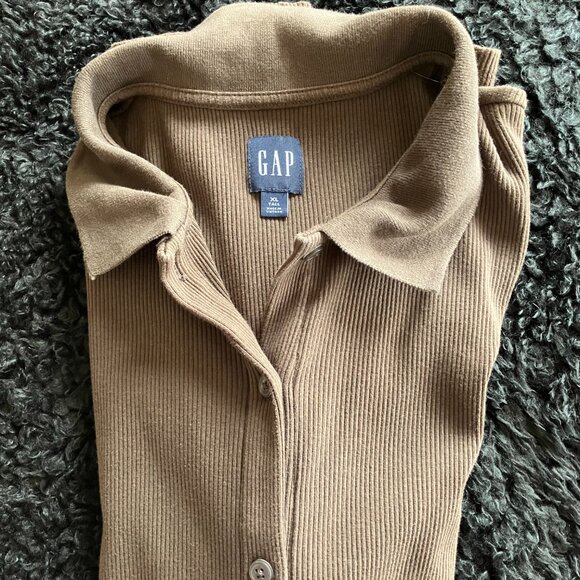 Beautiful GAP Ribbed Polo Dress - Picture 2 of 4